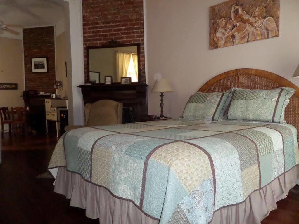 Garden District Bed And Breakfast New Orleans Bagian luar foto