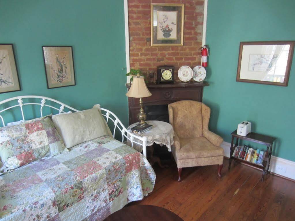 Garden District Bed And Breakfast New Orleans Bagian luar foto